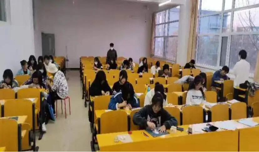 魔法学院游戏攻略_魔法学院游戏怎么玩_魔法学院 游戏