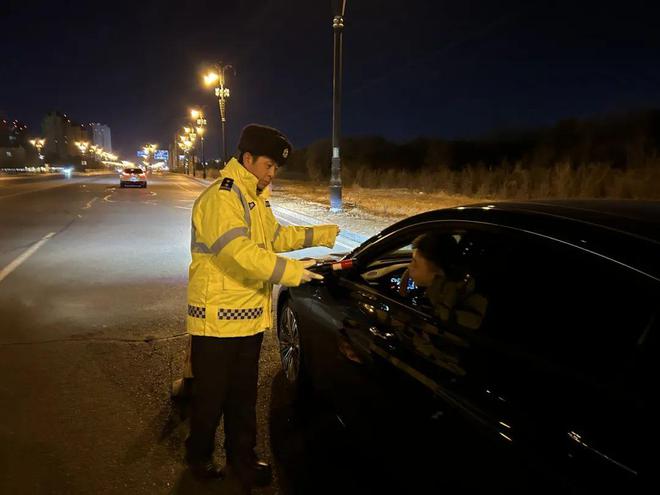 防暴警察游戏攻略_警察防暴游戏有哪些_防暴警察游戏