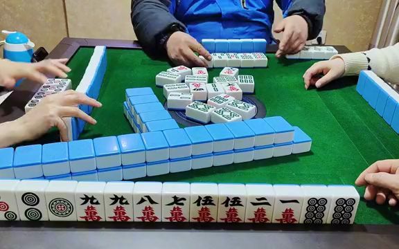 慈溪冲击麻将手机_慈溪冲击麻将怎么算钱_打牌网慈溪冲击麻将